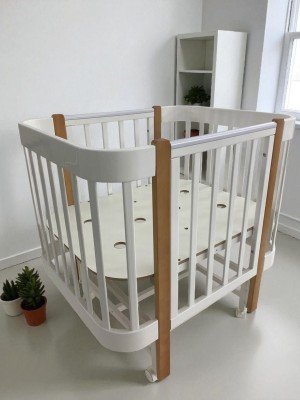 Кроватка-трансформер Азбука Кроваток Italiano Baby 140*70 и 90*70 с маятником на колесах белый бук
